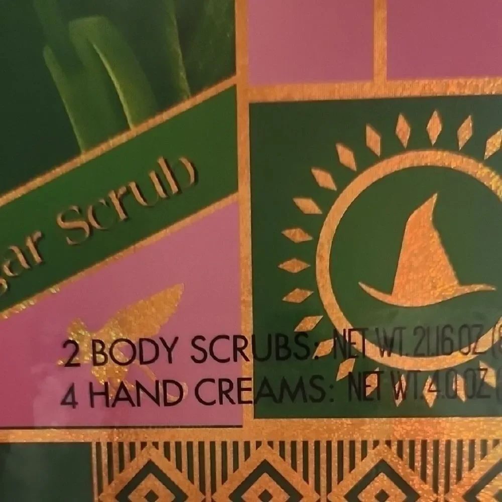 Wicked Bath & Body Gift Set - Collection - Picture 6 of 7